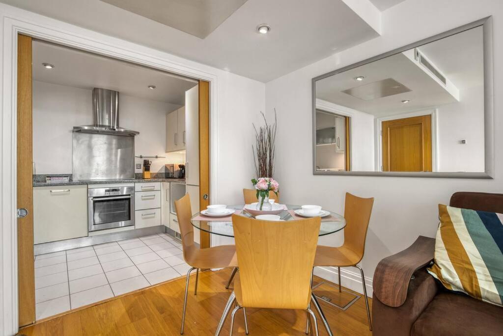 Apartament Luxury Living In Paddington, *